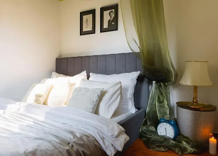 Free Parking-3br-200m2 House-ac-1000m2 Garden * Відень